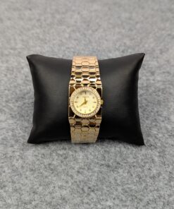Elegant Golden Ladies Quartz Watch with Crystal Bezel – Premium Bracelet Design (Golden Dial)