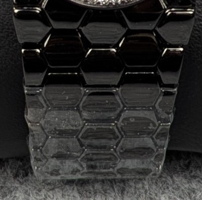 Stylish Black Ladies Quartz Watch with Crystal Bezel – Premium Bracelet Design - Image 4